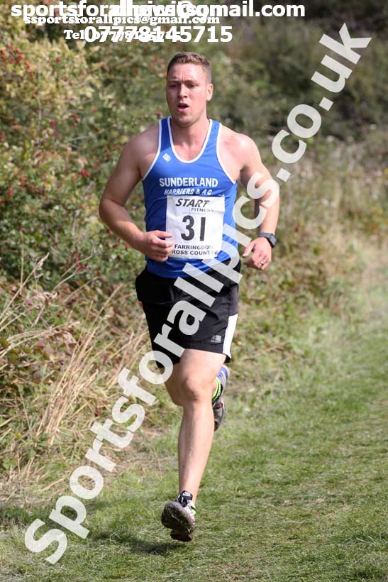 Senior mens and veteran relays, Sunderland Harriers Cross Country Relays, Farringdon, Sunderland . Photo: David T. Hewitson/Sports for All Pics